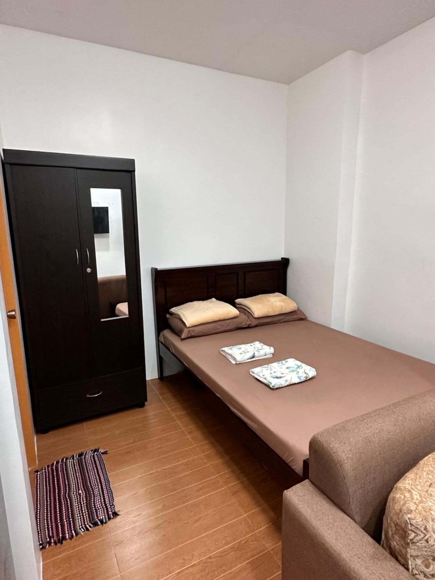 Rjc Building Apartment Olongapo Exterior photo
